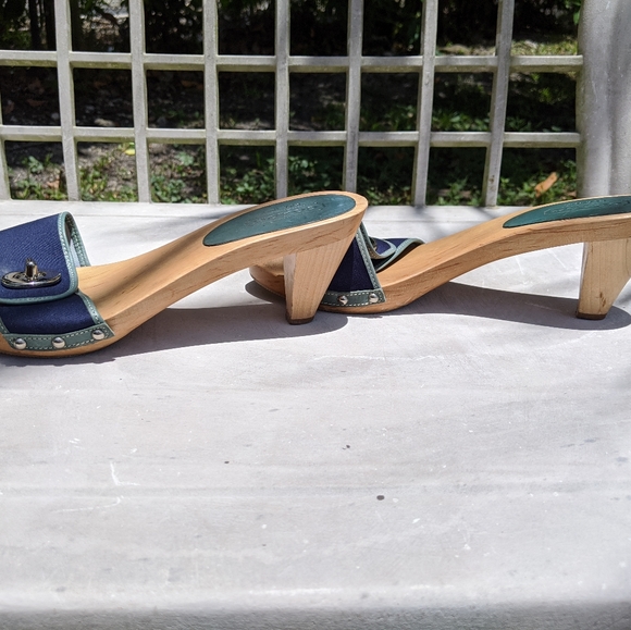 Coach Clogs - Picture 4 of 10